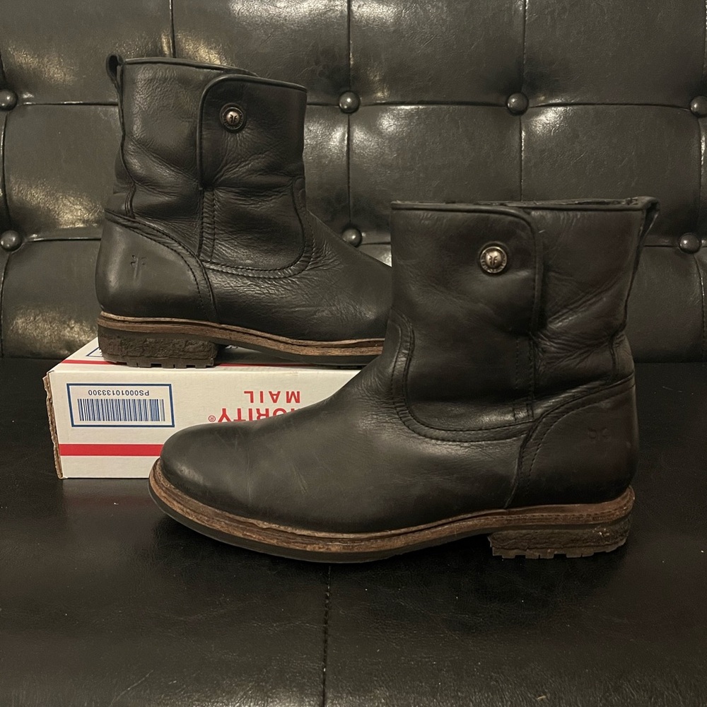 Frye Pull-On‎ Boot Black
